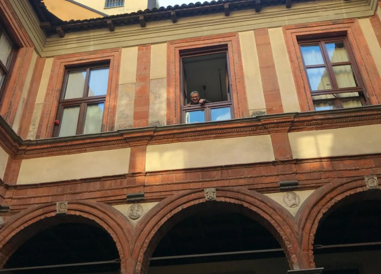 Free 30 Minutes Preemptive Cognitive Disconnect Therapy Price Location Real Duomo Palace Mini Suite Milan